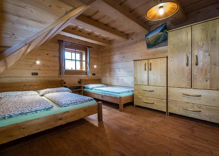 Drevenica U Stryka Vinca Chalet *